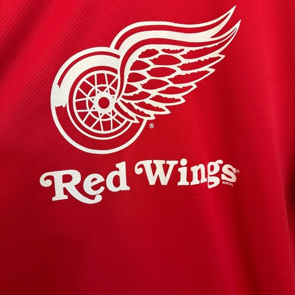 NHL red wings jersey Red and Black size 2XL hockey Detroit - Picture 2 of 12